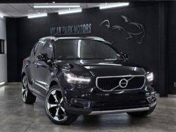 2018 Volvo XC40 D4 Momentum AWD Geartronic