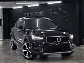 2018 Volvo XC40 D4 Momentum AWD Geartronic