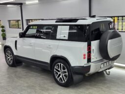 2020 Land Rover Defender 110 P300 SE