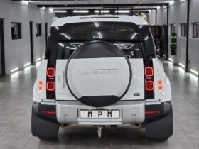 2020 Land Rover Defender 110 P300 SE