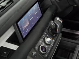 2020 Land Rover Defender 110 P300 SE full