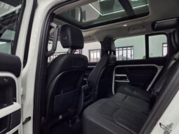 2020 Land Rover Defender 110 P300 SE full