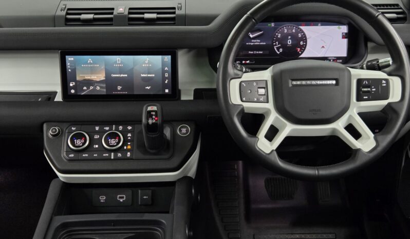 2020 Land Rover Defender 110 P300 SE full